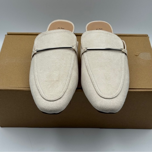 Journee Collection Ameena Beige Mules Size 6 - Picture 2 of 8